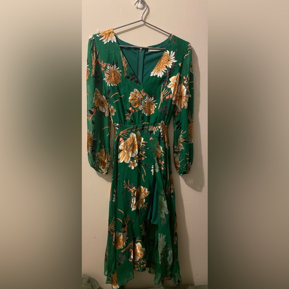 Alice and Olivia CoCo Plunging V-neck midi Dress in green yellow multi size 6 - Picture 2 of 11